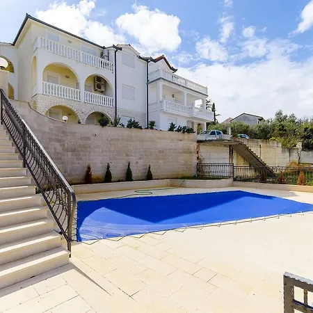 Apartment Krusica *