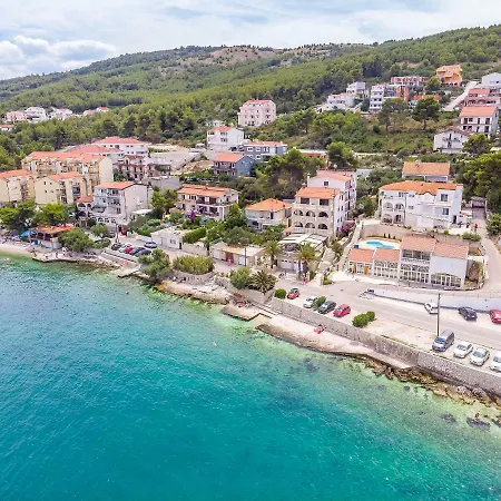 Krusica Apartman Trogir